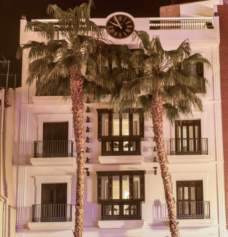 Hotel apartamentowy The Clock House Luxury Urban *