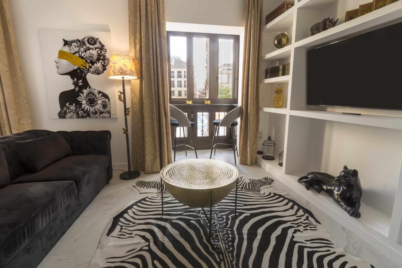 Hotel apartamentowy The Clock House Luxury Urban *